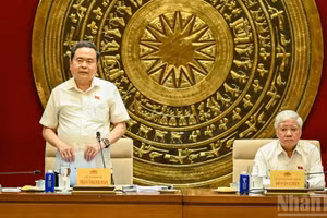 [Foto] Titular legislativo trabaja con oficina parlamentaria