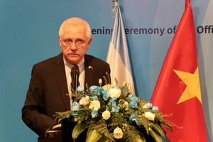 El embajador de Argentina en Vietnam, Marcos Antonio Bednarski, habla en la cita. (Foto: nongnghiepmoitruong.vn)