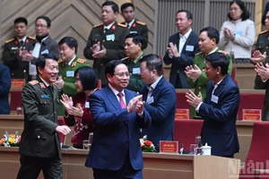 [Foto] Premier vietnamita preside conferencia para impulsar desarrollo socioeconómico de Delta del río Mekong