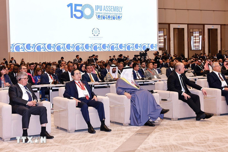 Delegados en la ceremonia de apertura de la UIP-150. (Foto: VNA) Delegados en la ceremonia de apertura de la UIP-150. (Foto: VNA)