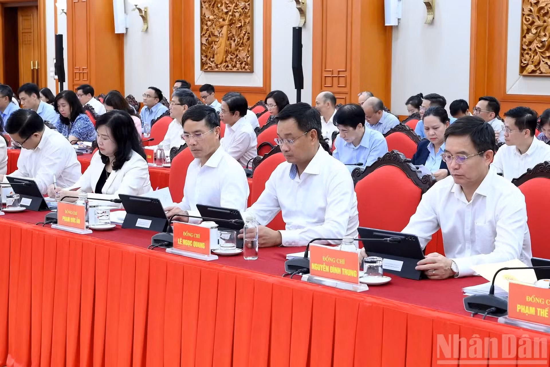Delegados en la sesión.