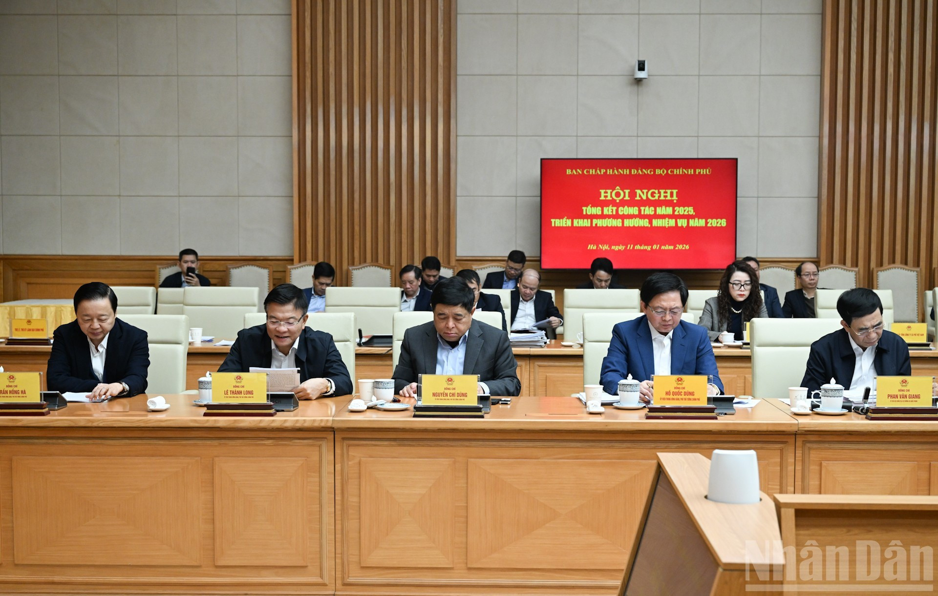 Los delegados asisten a la conferencia.