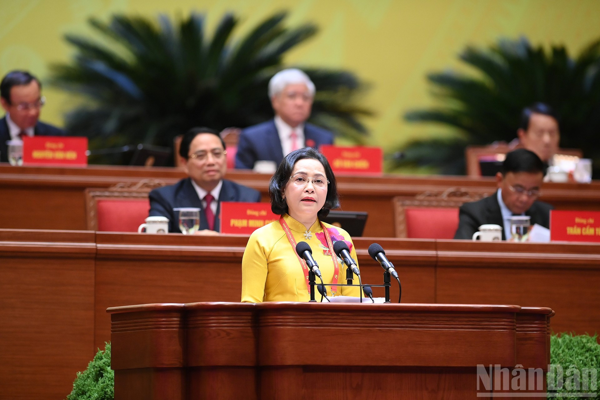 La vicepresidenta de la Asamblea Nacional, Nguyen Thi Thanh, presenta su intervención. (Foto: DANG KHOA)