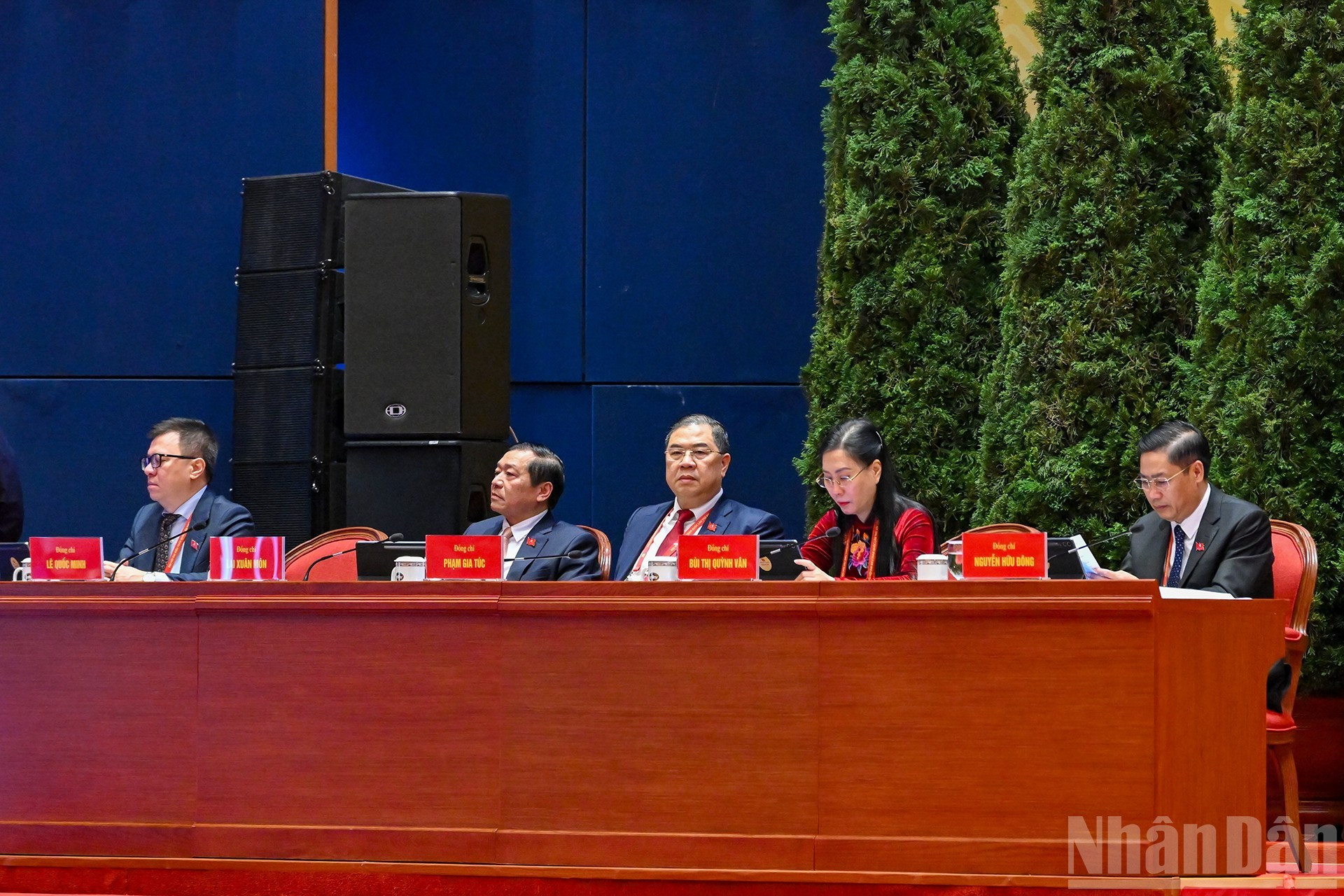La Secretaría del Congreso en la sesión de debate. (Foto: THUY NGUYEN)
