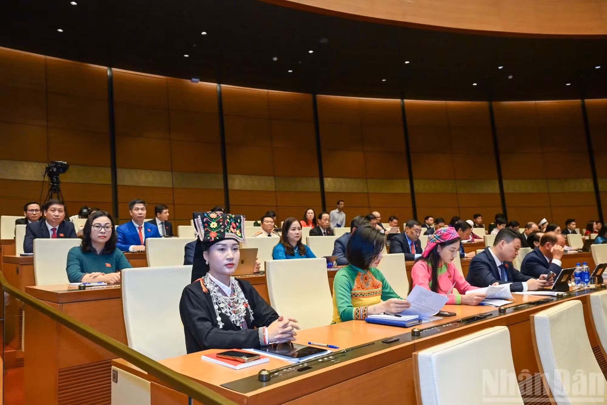 El presidente de la XV Asamblea Nacional, Tran Thanh Man, pronuncia el discurso de apertura.