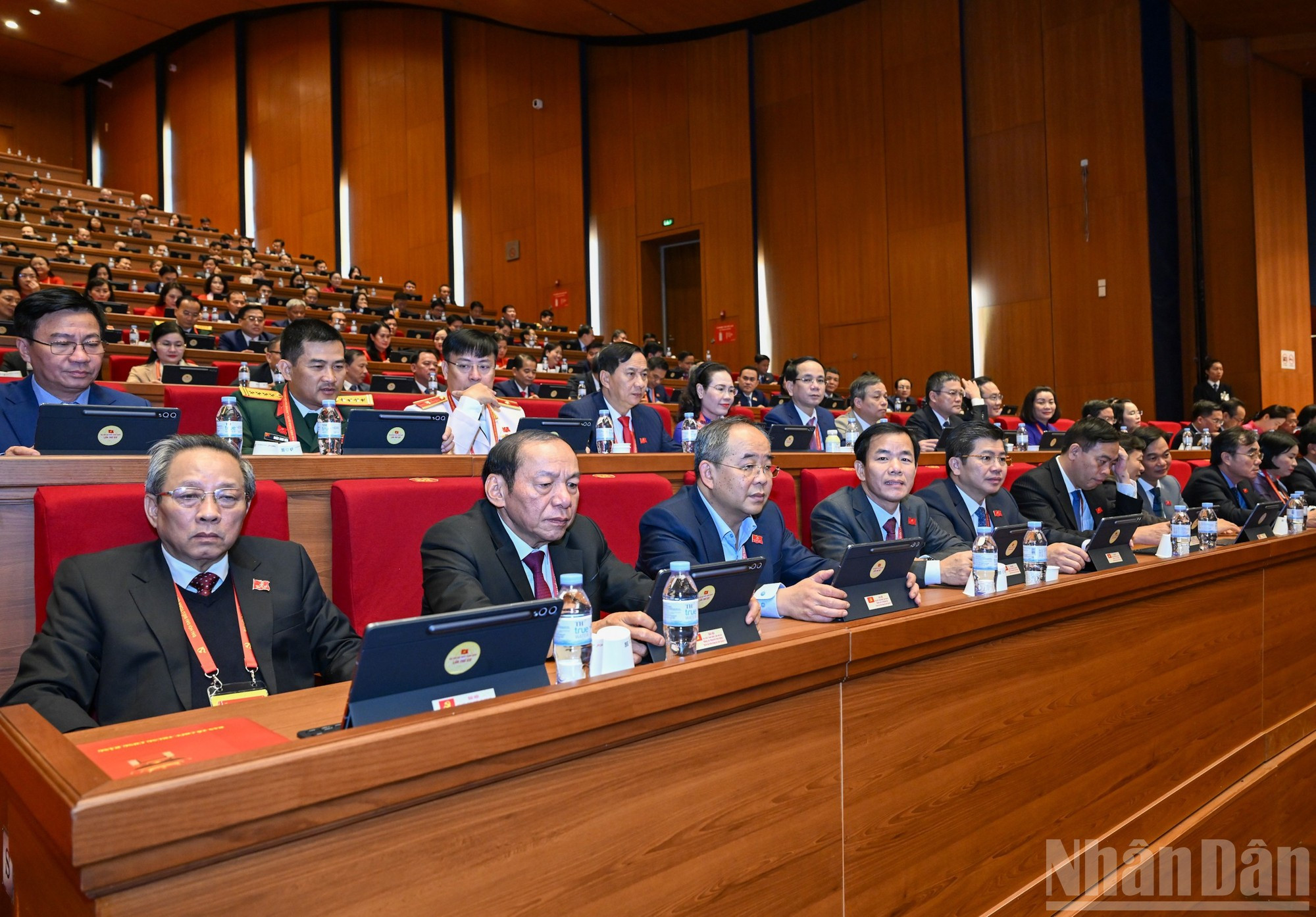 La delegación del Comité del Partido de la provincia de Quang Tri en el debate. (Foto: THUY NGUYEN)