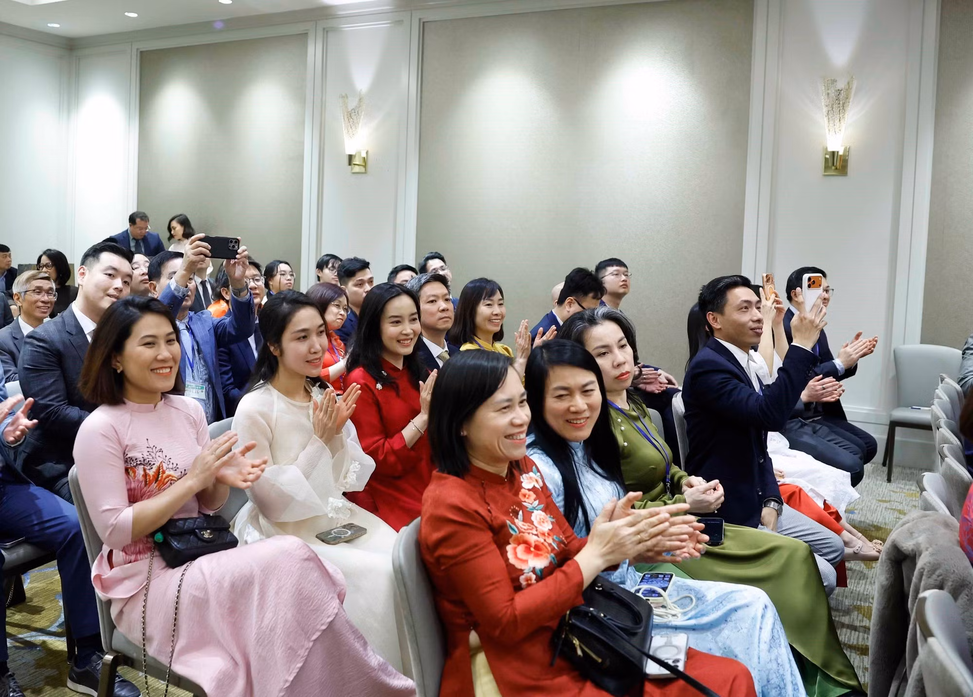 Delegados al encuentro. (Foto: Thong Nhat/VNA)