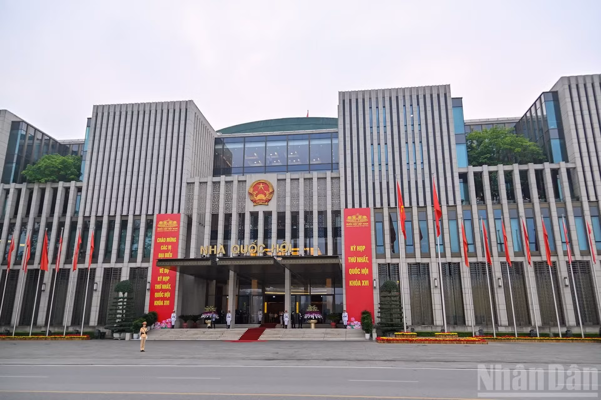 La Casa Parlamentaria, sede del primer período de sesiones.