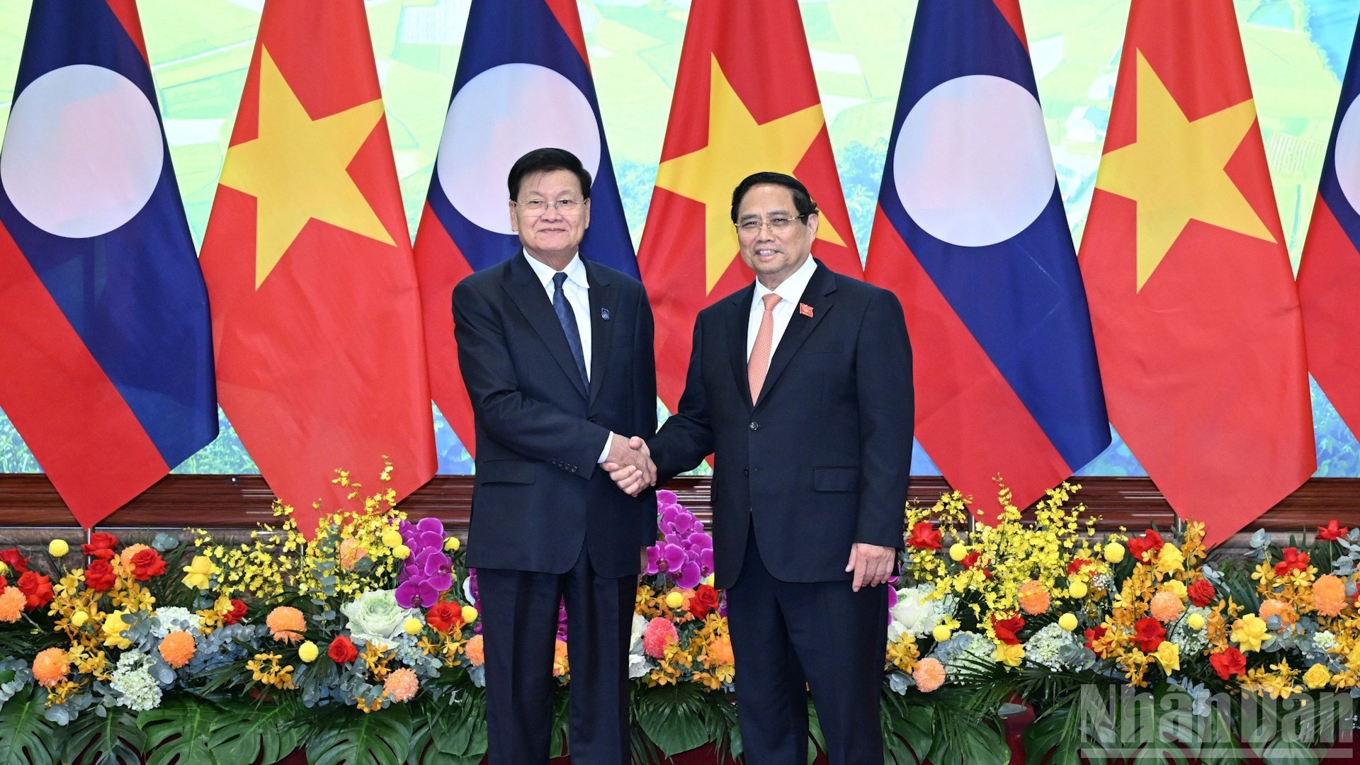 [Foto] Premier vietnamita se reúne con máximo dirigente laosiano
