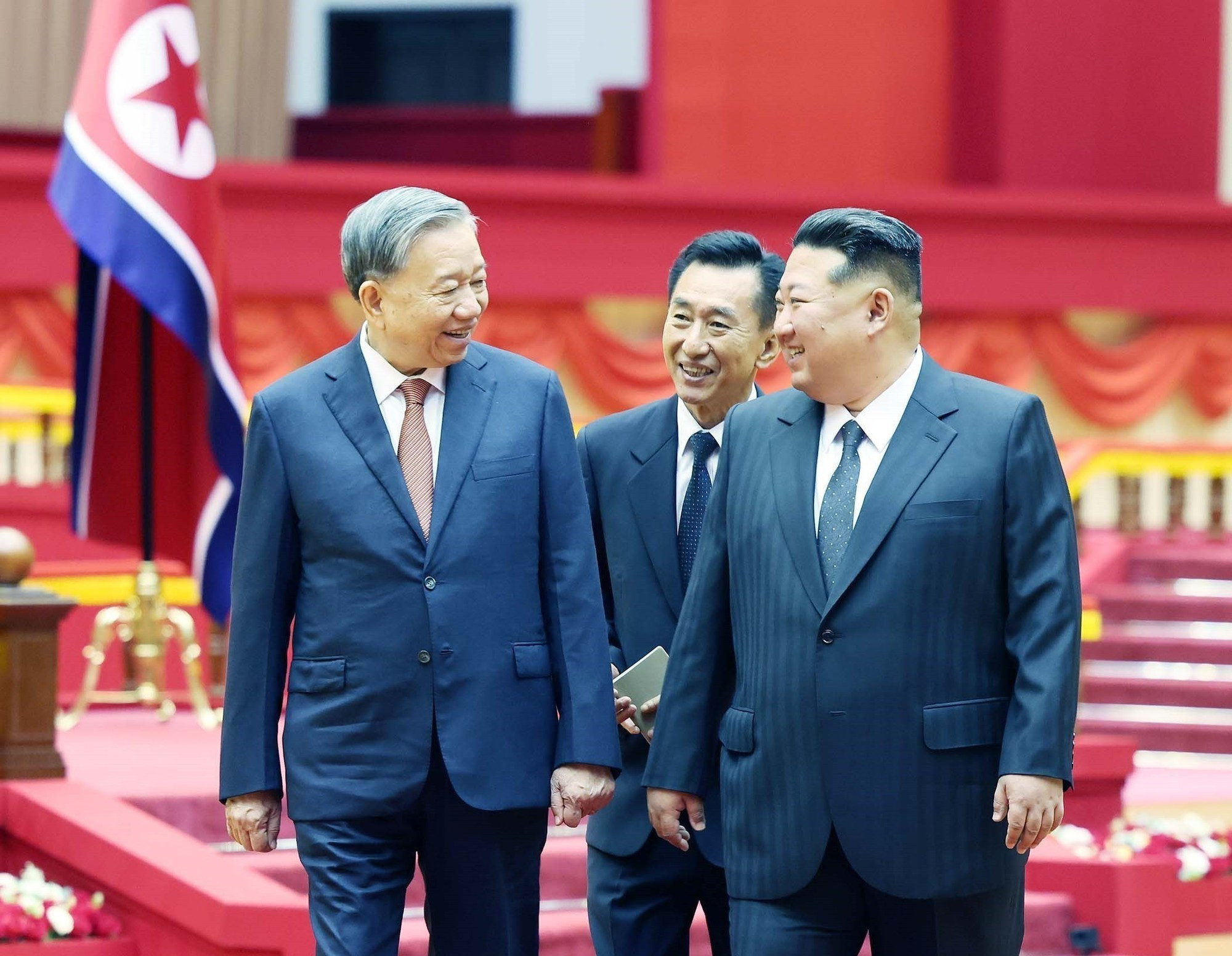 [Foto] Ceremonia de bienvenida a líder partidista vietnamita a Corea del Norte