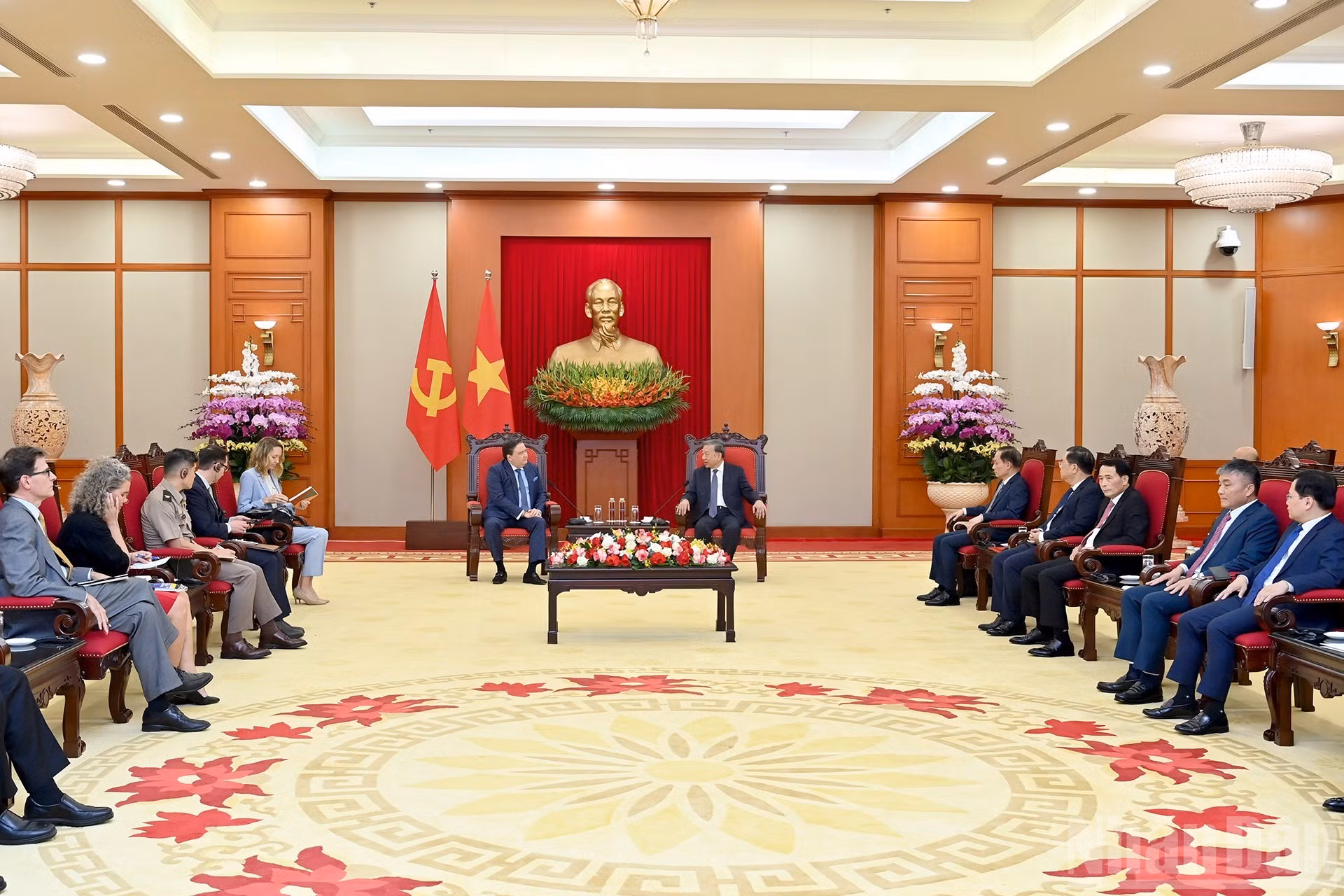 Escena de la reunión.