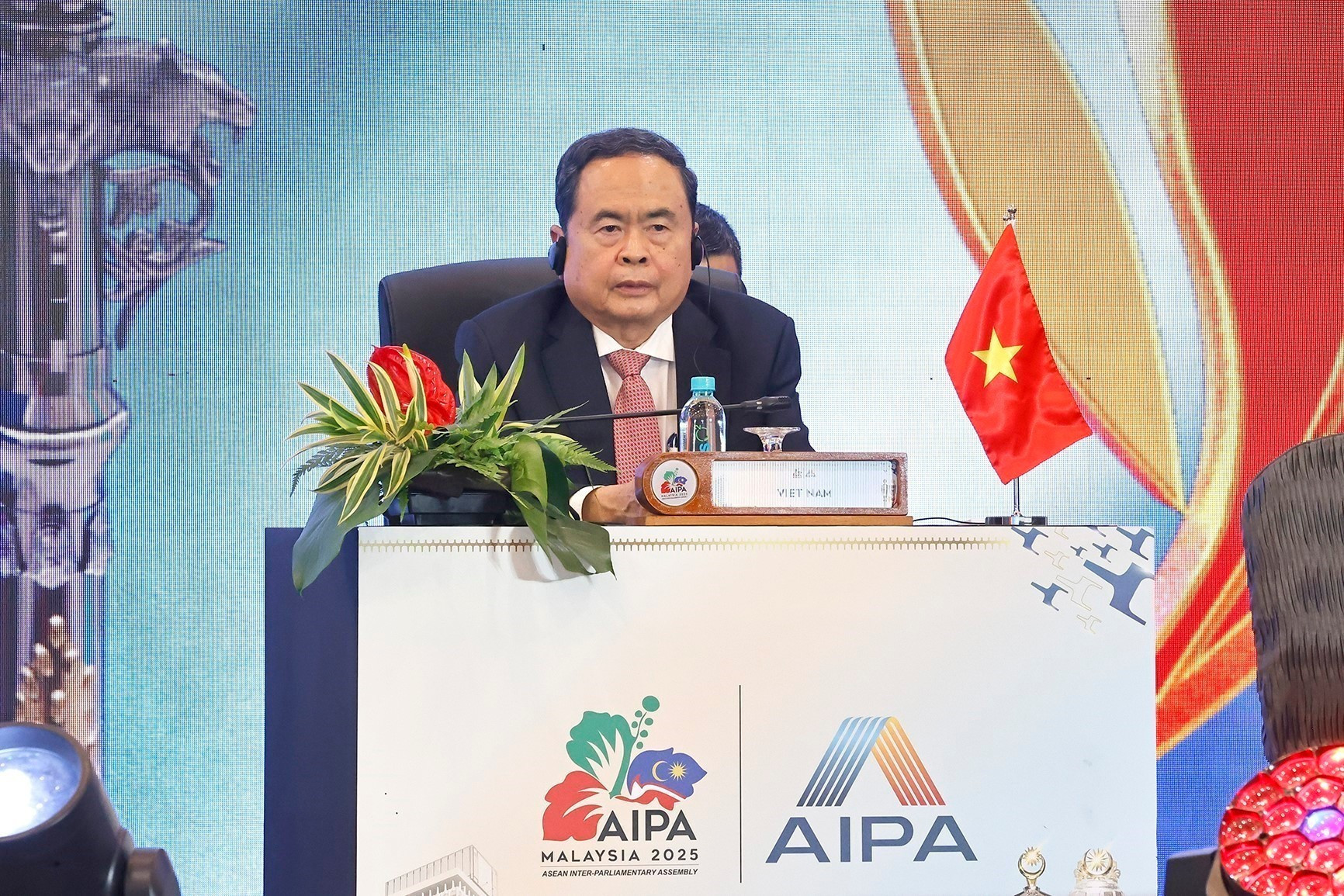 El presidente de la Asamblea Nacional de Vietnam, Tran Thanh Man, en el evento 