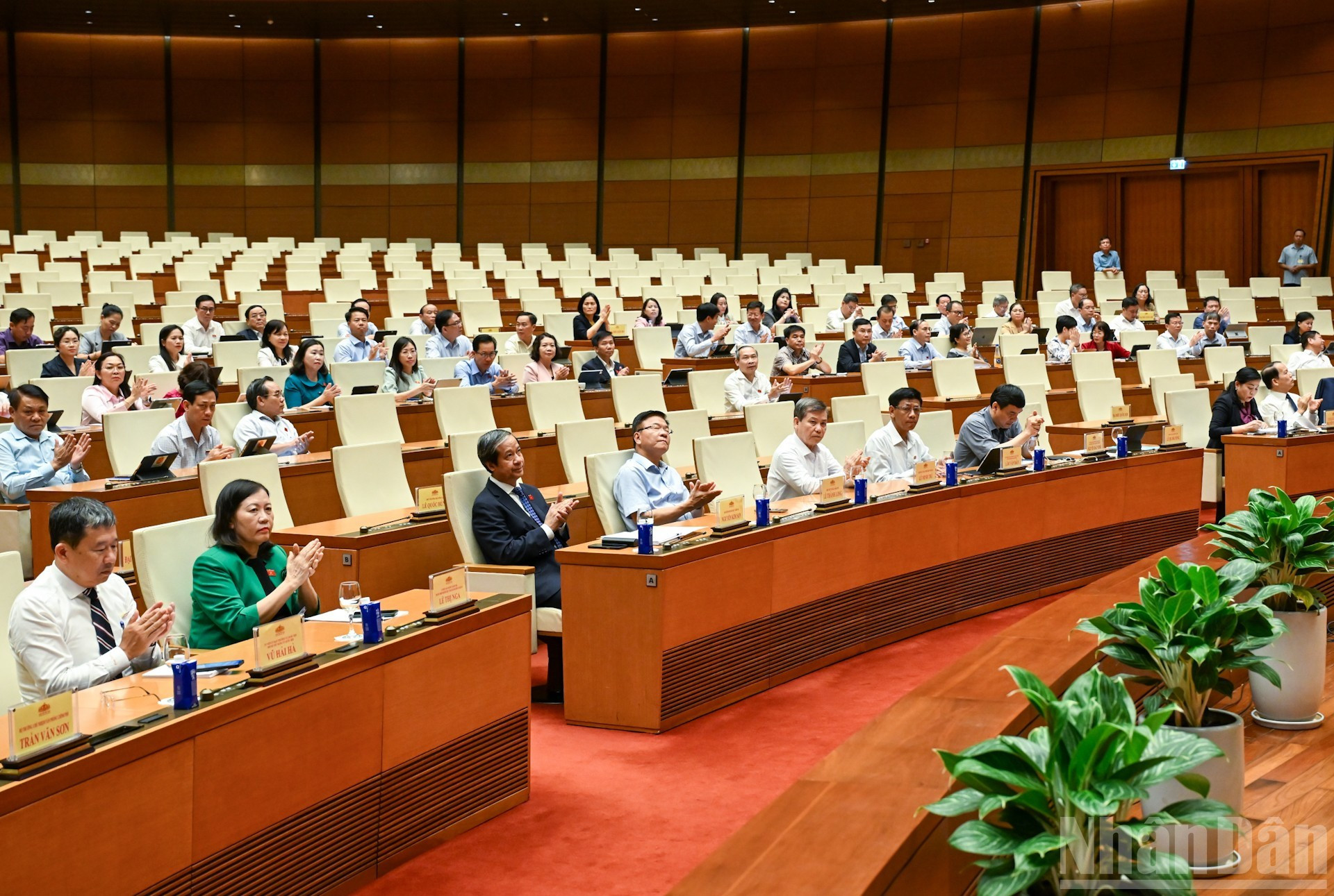 Dirigentes del Partido y del Estado y delegados en la cita.