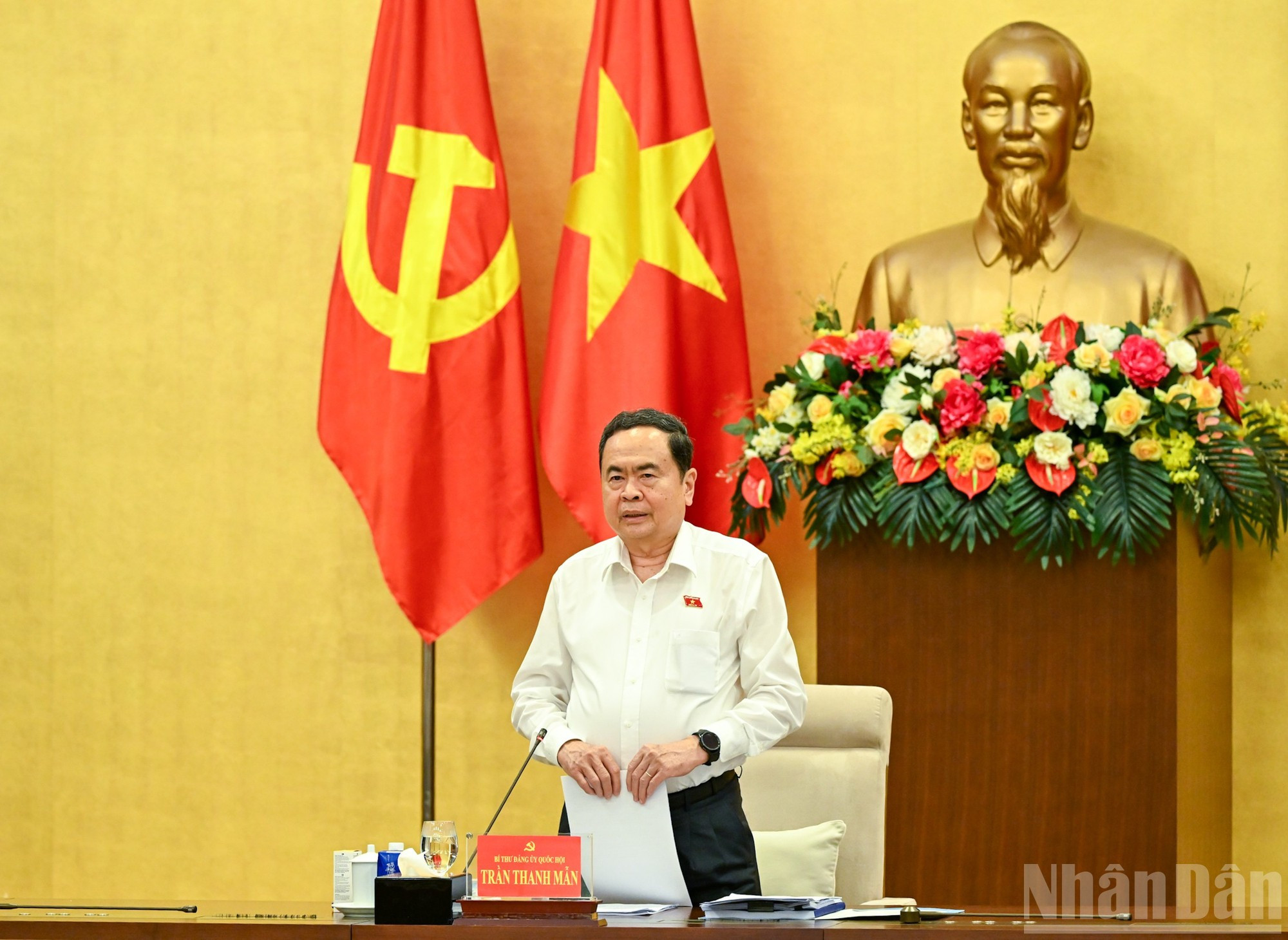 [Foto] Líder legislativo vietnamita preside cuarta conferencia del Buró Ejecutivo del Comité partidista de Asamblea Nacional