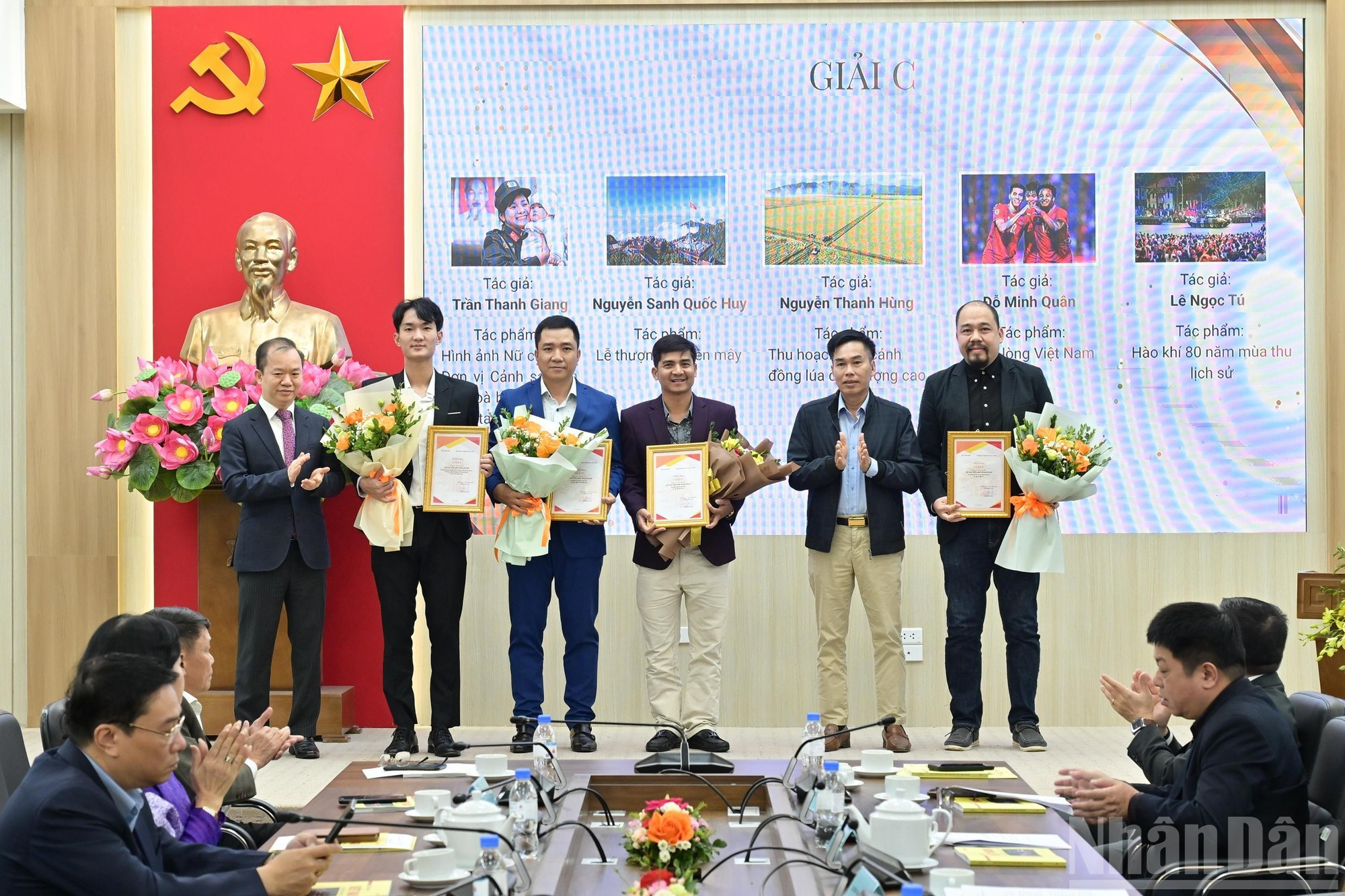 Obras galardonadas con Premios C.