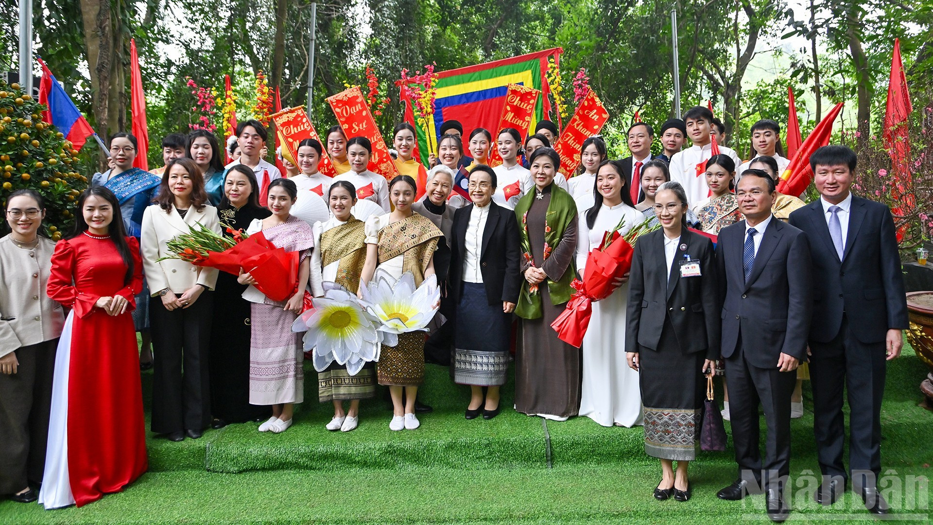 [Foto] Graban en la memoria la amistad especial entre Vietnam y Laos