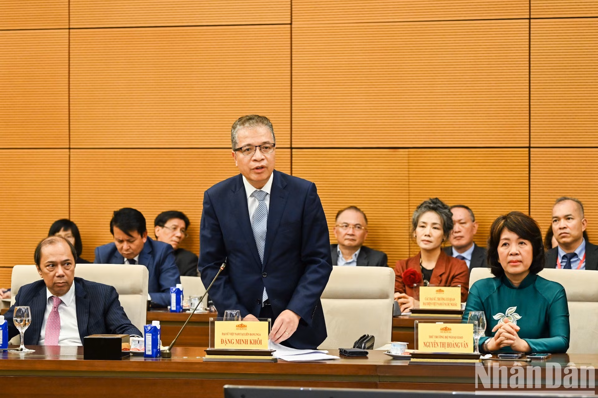 El embajador de Vietnam en Rusia, Dang Minh Khoi, habla en el acto. (Foto: Duy Linh)