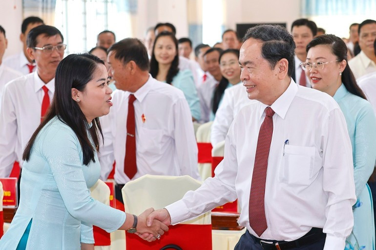 El líder legislativo vietnamita, Tran Thanh Man, en la actividad. (Foto: VNA)