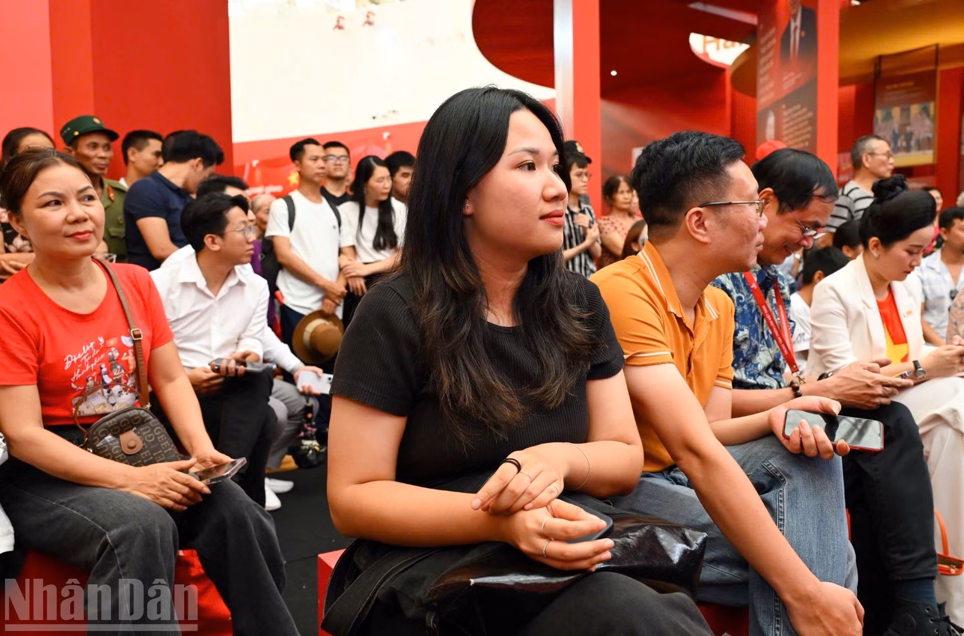 Los jóvenes en el coloquio.