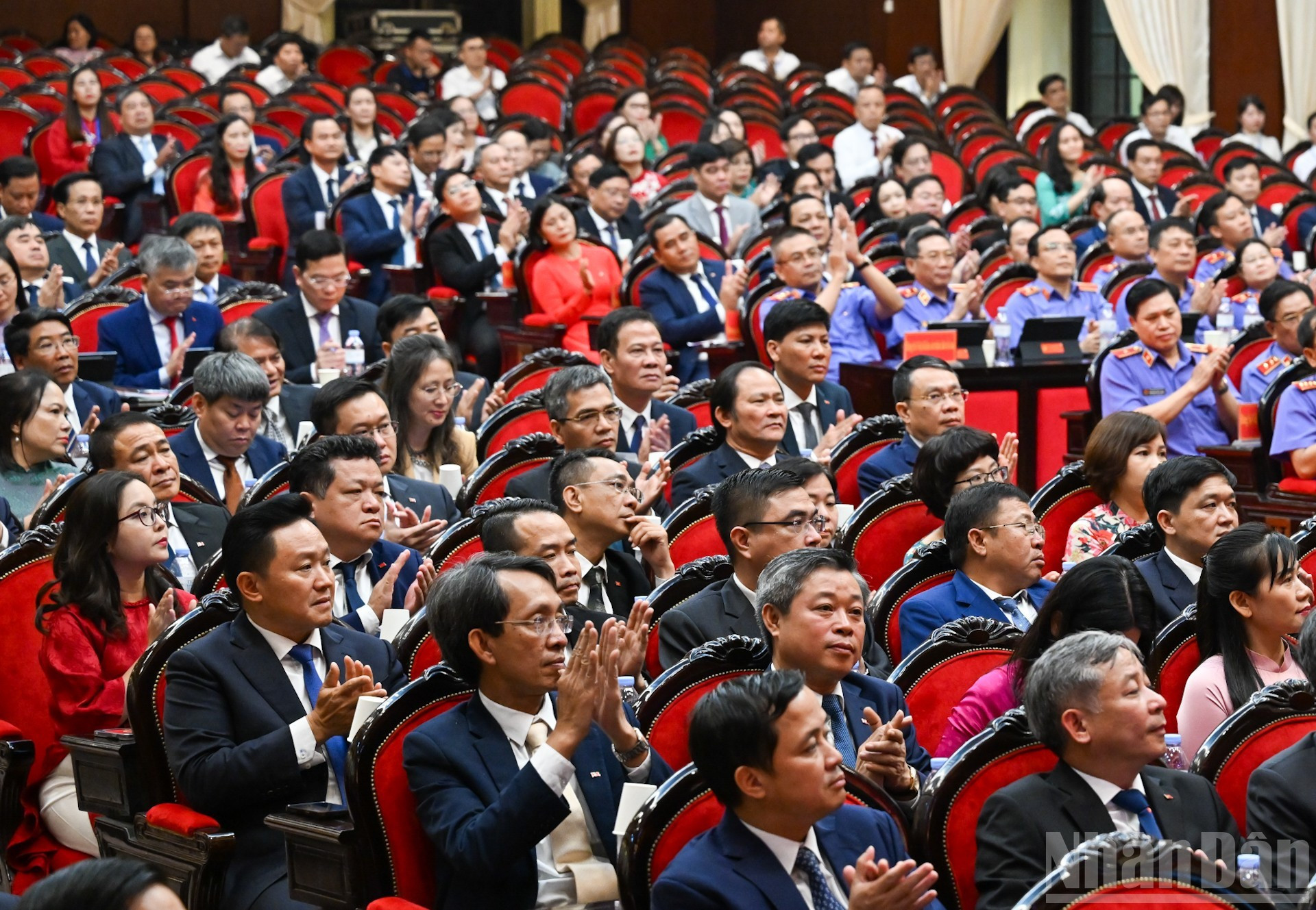 Los delegados en la actividad.