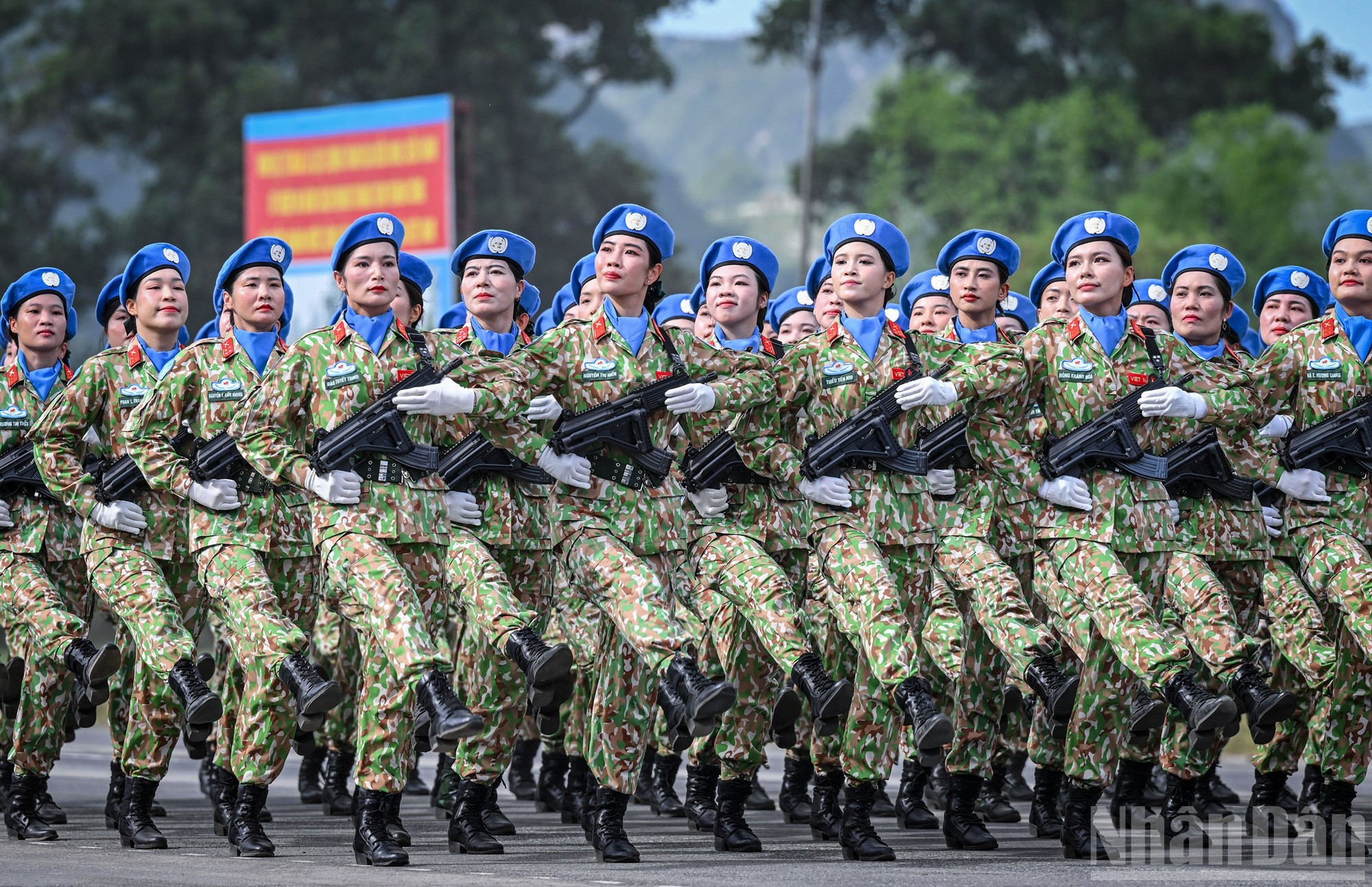 Bloque femenino de las Fuerzas de Mantenimiento de la Paz de Vietnam. Bloque femenino de las Fuerzas de Mantenimiento de la Paz de Vietnam.