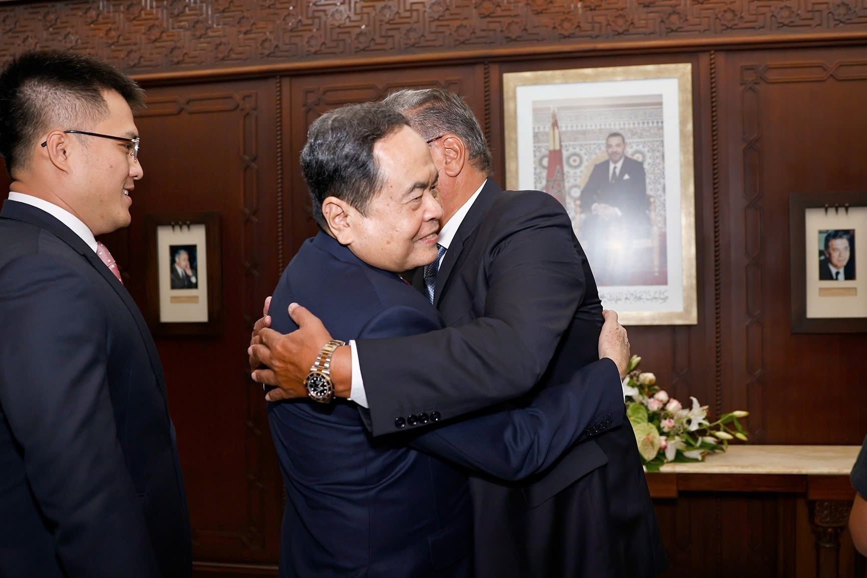 Tran Thanh Man se reúne con el primer ministro marroquí Aziz Akhannouch. (Foto: VNA)