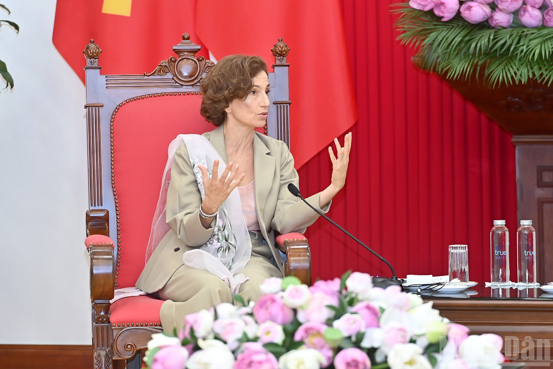 Audrey Azoulay toma la palabra durante la reunión. Audrey Azoulay toma la palabra durante la reunión.