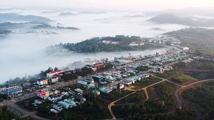 La localidad de Mang Den se sitúa a más de mil 200 metros sobre el nivel del mar.