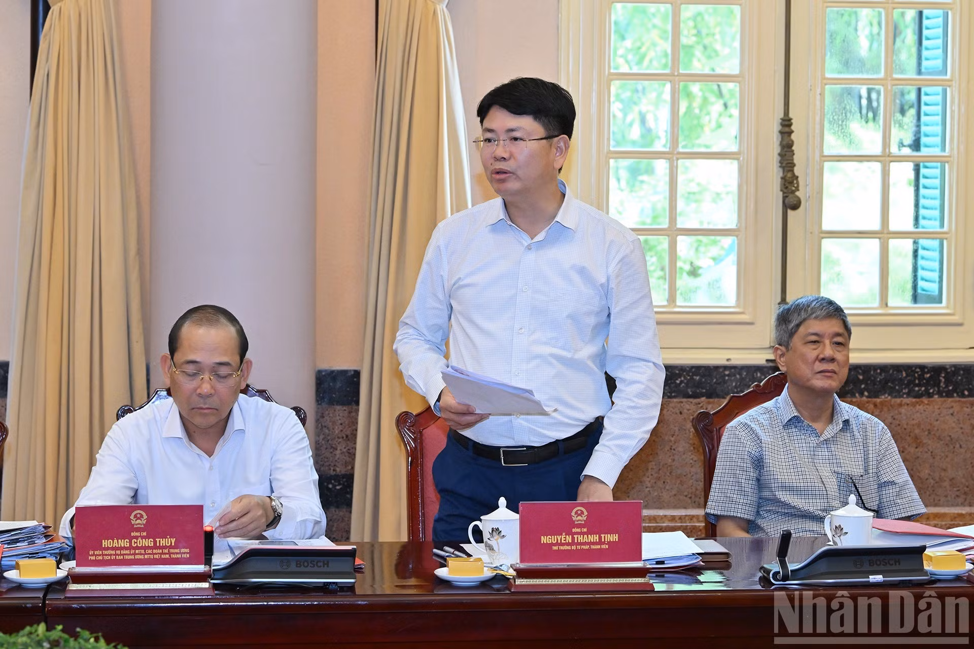 Nguyen Thanh Tinh, viceministro de Justicia, presenta su intervención.