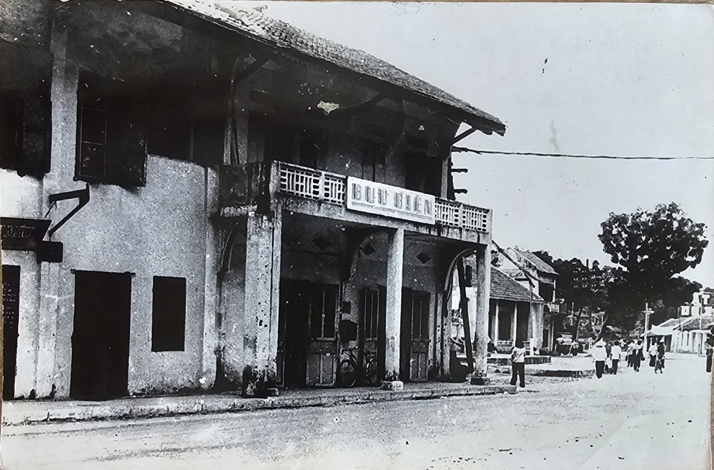 La Oficina de Correos de Hon Gai (actual sede de la Oficina de Correos de la provincia de Quang Ninh) fue sede del Viet Minh tras la toma del poder en Hon Gai el 24 de agosto de 1945. (Foto: Archivo del Museo de la provincia de Quang Ninh)