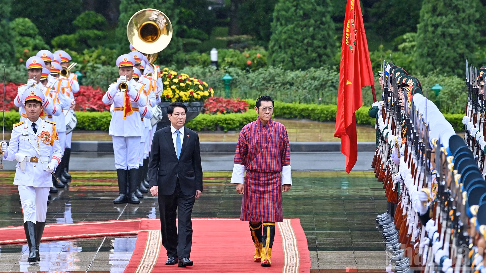[Foto] Presidente vietnamita preside ceremonia de bienvenida al rey de Bután
