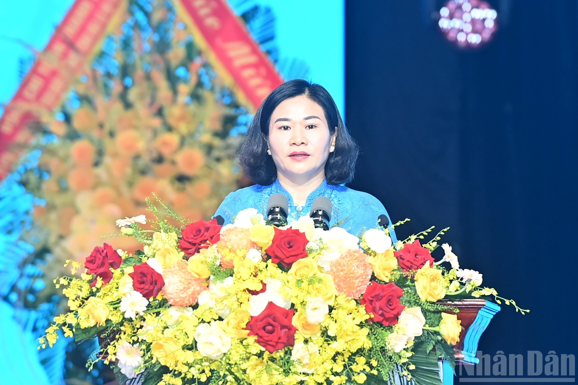 La presidenta de la Unión de Mujeres de Vietnam, Nguyen Thi Tuyen, pronuncia el discurso en el acto. La presidenta de la Unión de Mujeres de Vietnam, Nguyen Thi Tuyen, pronuncia el discurso en el acto.