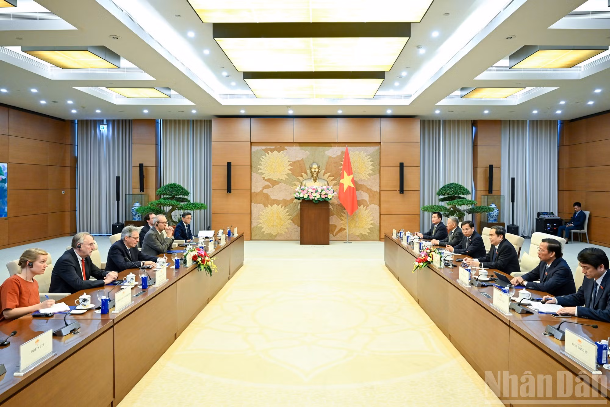 Panorama de la reunión.