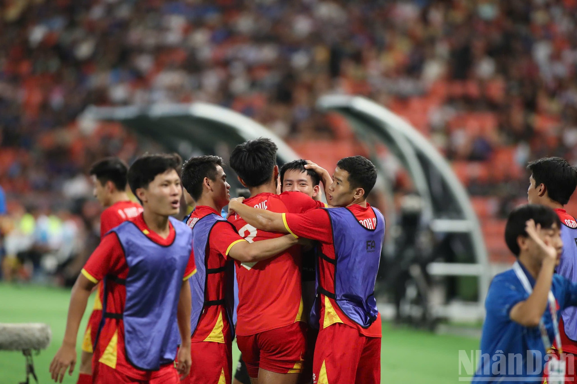 El marcador se mantiene así hasta el pitazo final, confirmando la victoria de Vietnam.