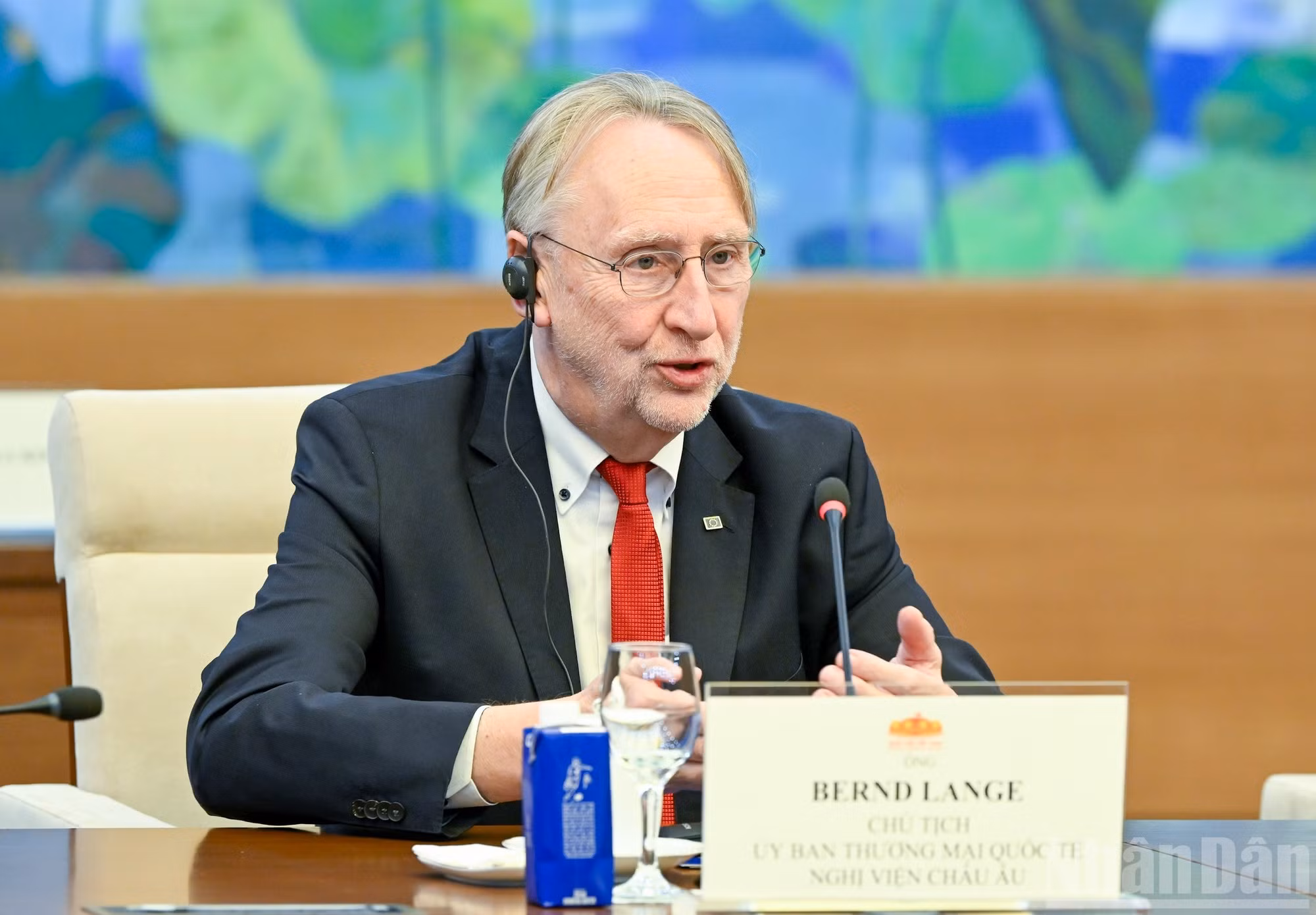 El presidente de la Comisión de Comercio Internacional del Parlamento Europeo, Bernd Lange, habla en la cita.