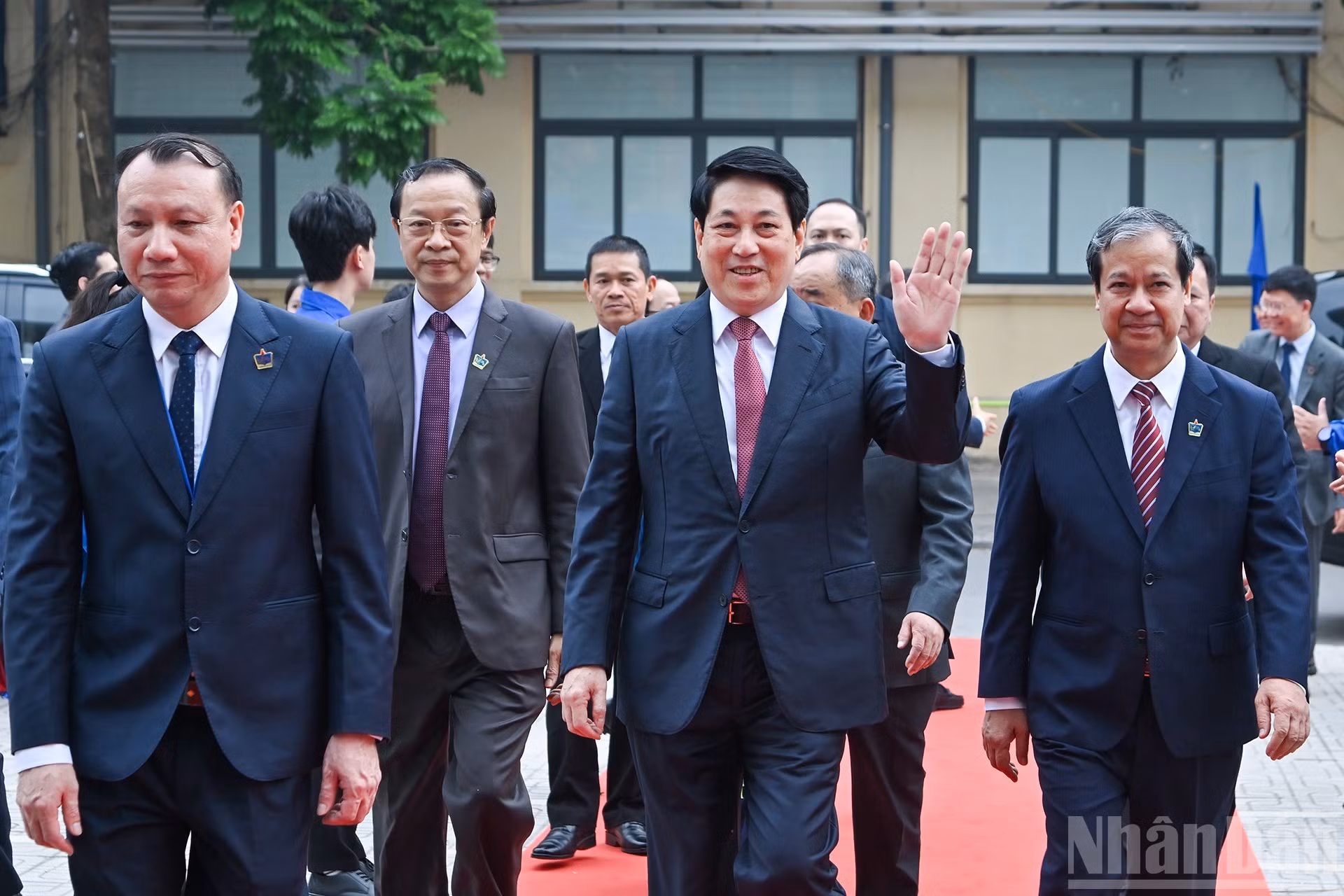 El presidente Luong Cuong asiste a la ceremonia.
