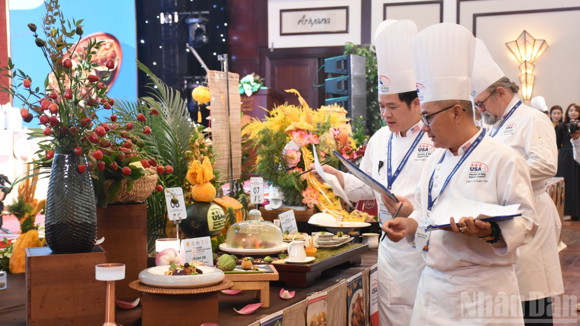 Presentación de los platos para la evaluación final del jurado.