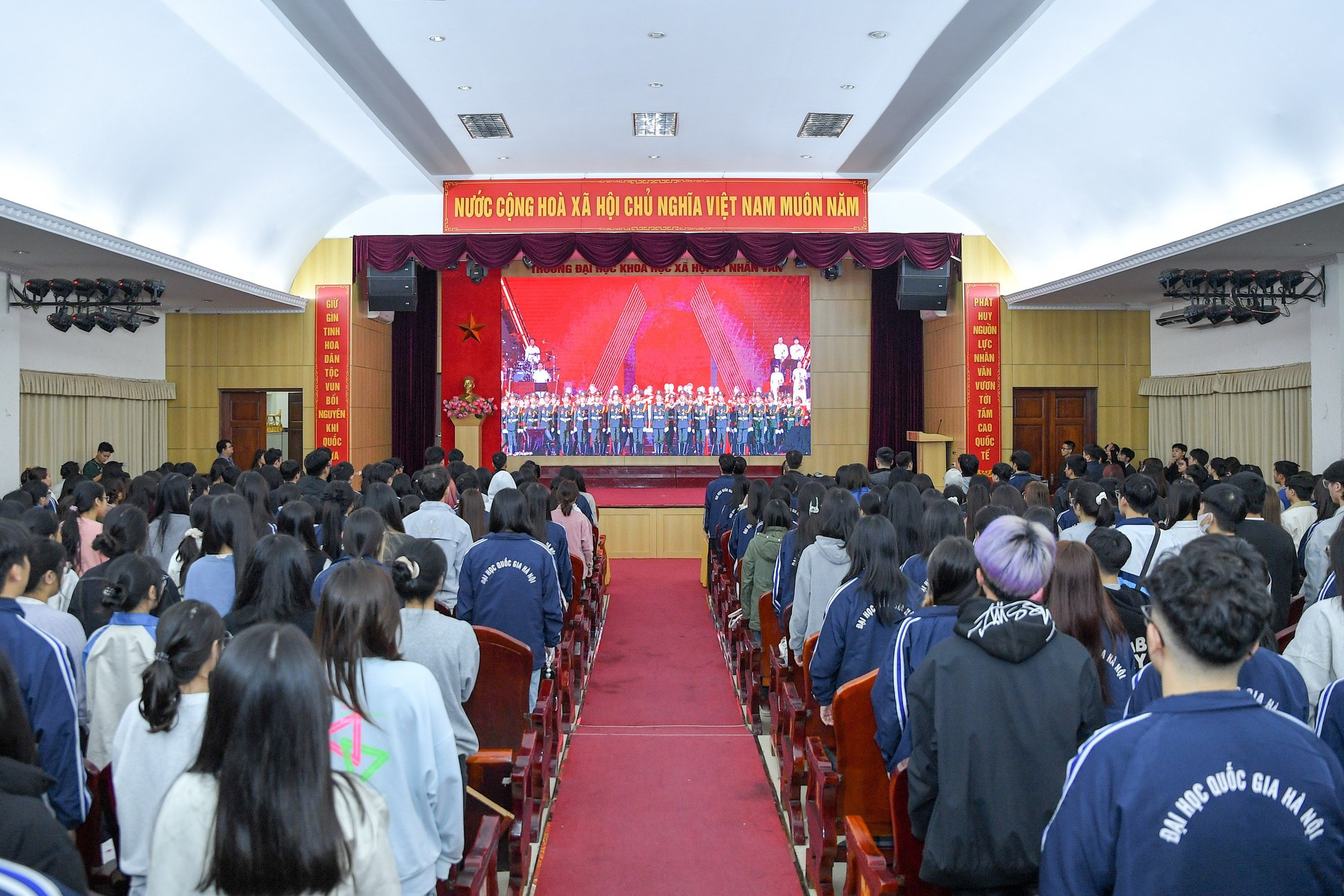 El concierto permite al público apreciar los esfuerzos por organizar un programa capaz de conectar profundamente con los espectadores.