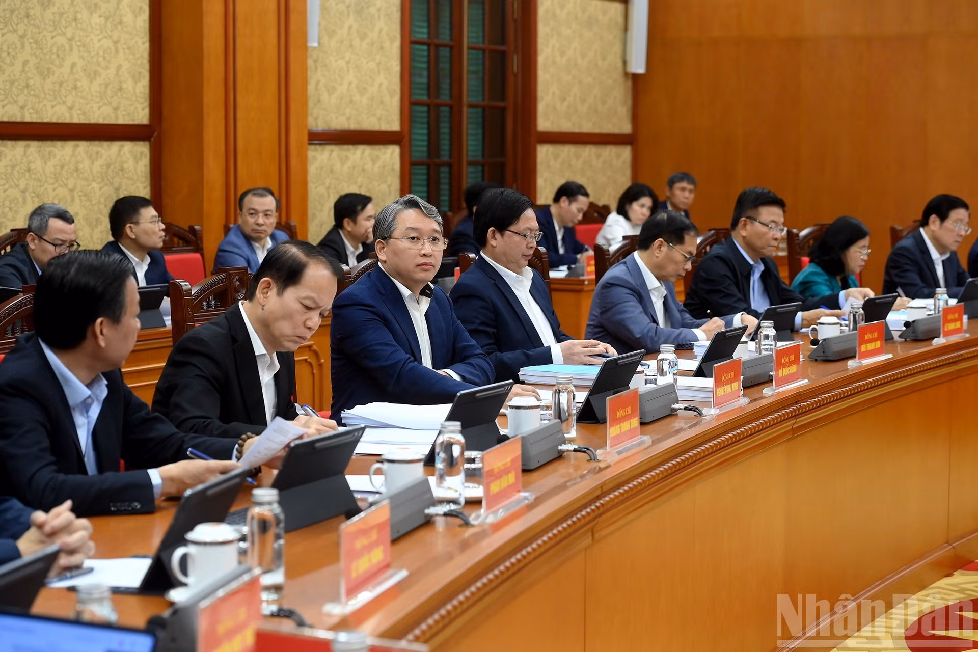 Los miembros del Comité Directivo en la reunión.