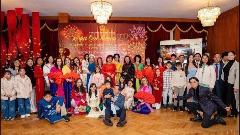 Participantes en el evento. (Foto: Embajada de Vietnam en Bulgaria)