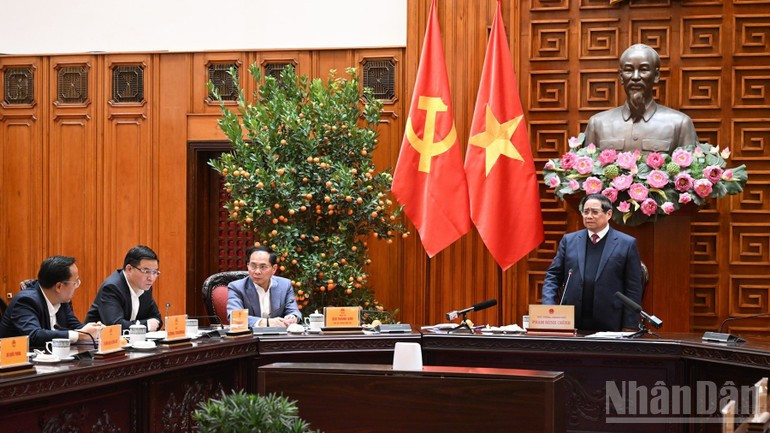 El primer ministro vietnamita, Pham Minh Chinh, habla en el evento. (Foto: Nhan Dan)