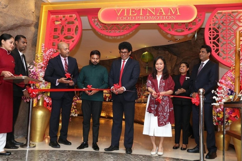 Los delegados inauguran la Semana de la Gastronomía Vietnamita. (Foto: VNA)