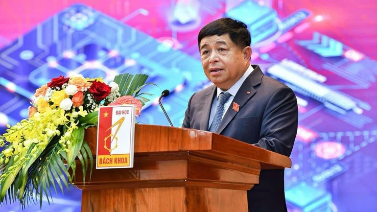 El viceprimer ministro vietnamita Nguyen Chi Dung interviene en el evento (Foto: Nhan Dan)