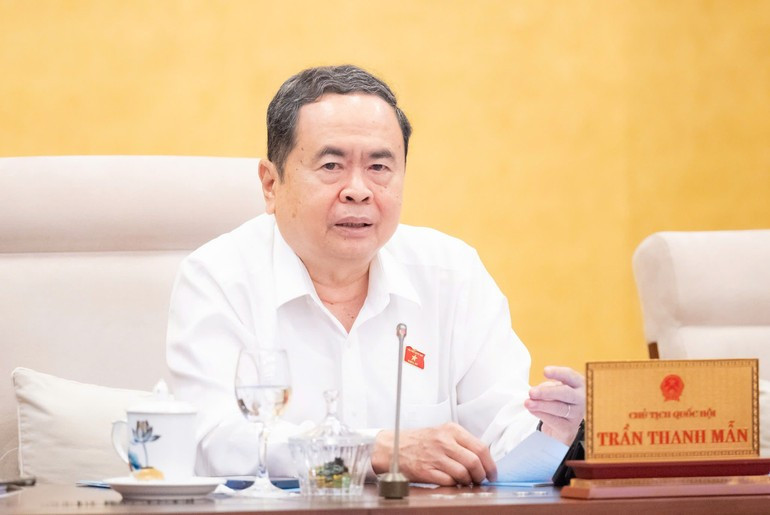 El presidente de la Asamblea Nacional, Tran Thanh Man, habla en la cita. (Foto: Nhan Dan)