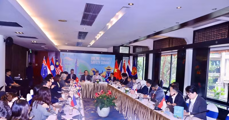 Vietnam y el Reino Unido promueven la cooperación para garantizar la seguridad de los productos en línea. Foto: dms.gov.vn