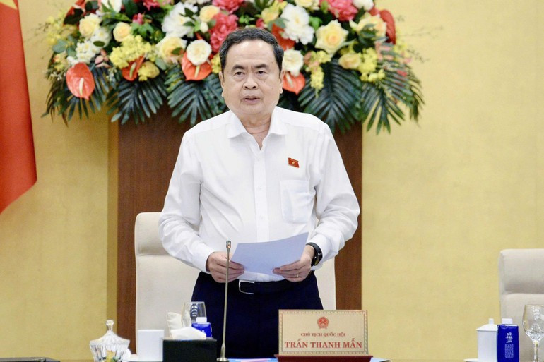 El presidente de la Asamblea Nacional, Tran Thanh Man, habla en la cita. (Foto: Nhan Dan)