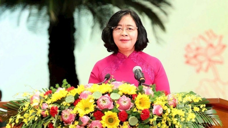 Bui Thi Minh Hoai, miembro del Buró Político y actual secretaria del Comité Municipal del Partido en el XVII mandato, reelegida para continuar su cargo. (Foto: Nhan Dan)