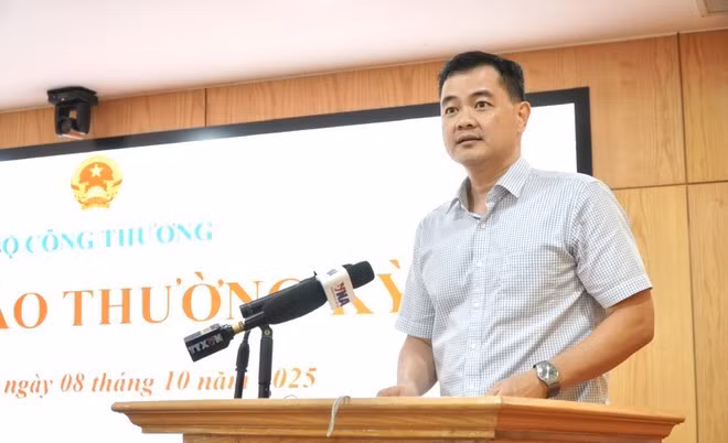 Bui Huy Son, director general del Departamento de Planificación, Finanzas y Gestión Empresarial del MIC (Foto: VNA)