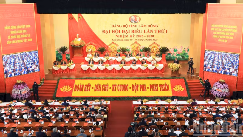 Vista del evento (Foto: Nhan Dan)