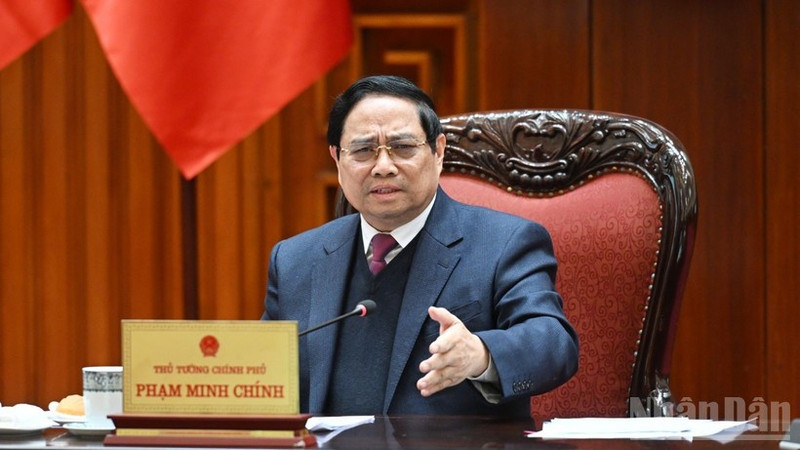 El primer ministro de Vietnam, Pham Minh Chinh, destaca importancia estratégica de construcción de plantas de energía nuclear. (Foto: VNA)